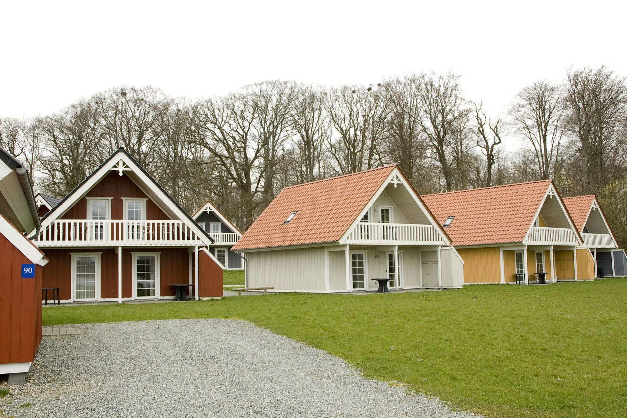 Enjoy Resorts Marina Fiskenaes - Wellness & Waterpark Grasten Exterior photo